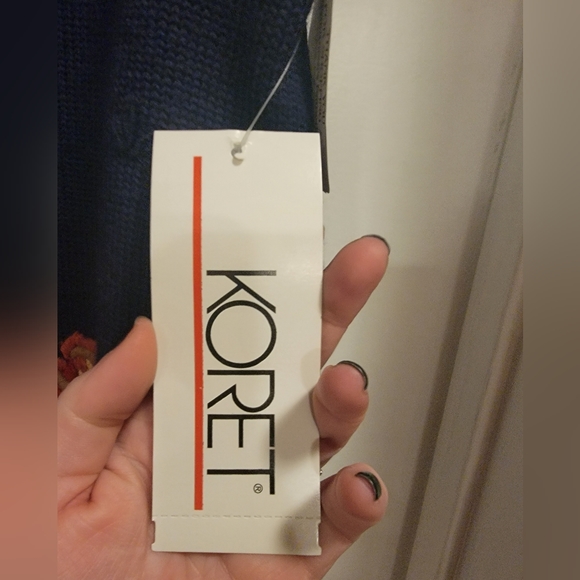 Vintage Navy Koret Sweater Vest With Floral Embroidery Size Medium NWT - Picture 10 of 14